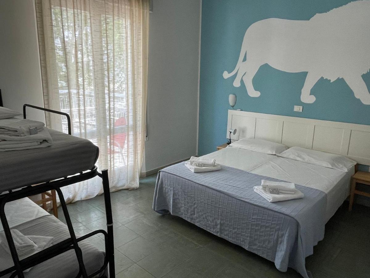 Hotel Aloha Cesena Bagian luar foto