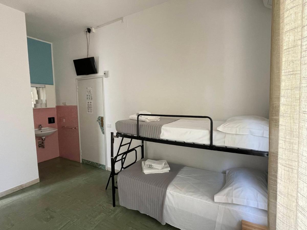 Hotel Aloha Cesena Bagian luar foto